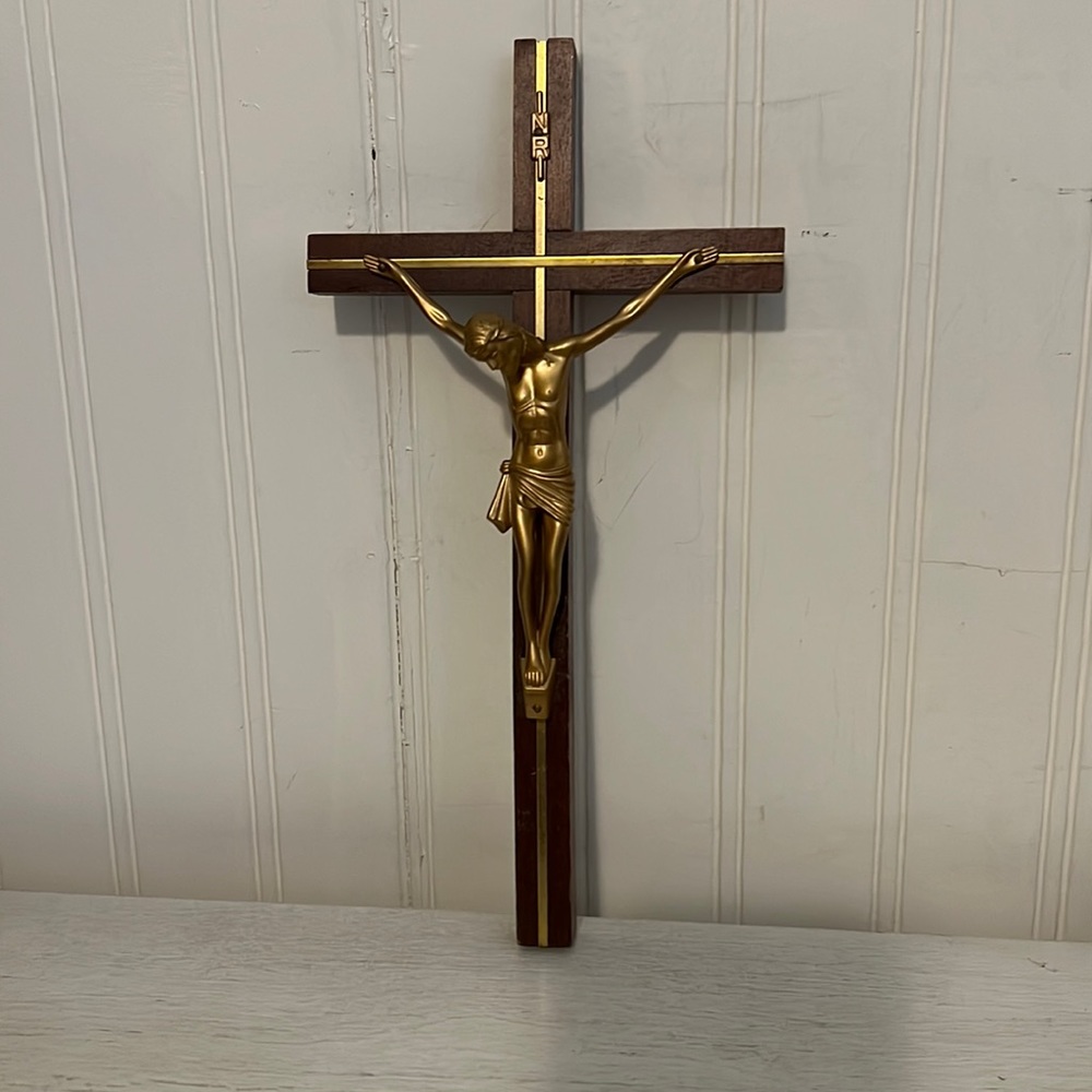 Vintage Autom wooden brass embedded crucifix cross wall hanging 10” x 5”